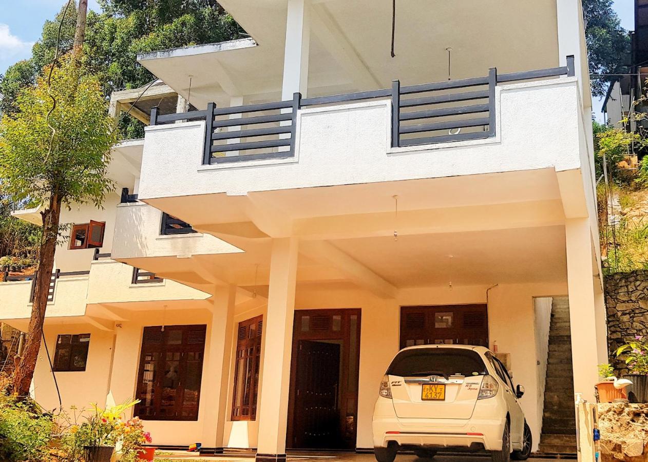 Holly House Homestay Ella Zewnętrze zdjęcie
